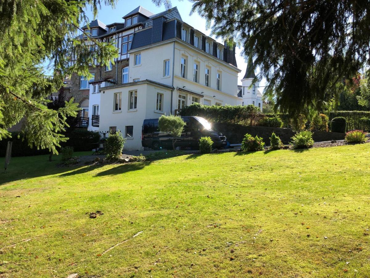 Villa Les Tamaris Спа Экстерьер фото